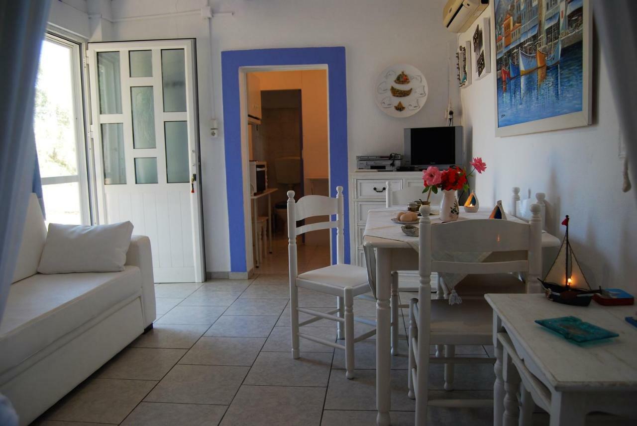 Kastro-Kyllini Killini Cottage Studio The Small Cyclades מראה חיצוני תמונה